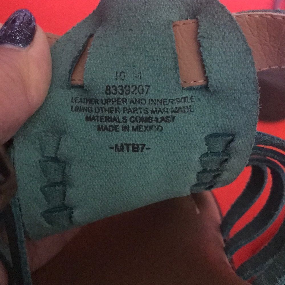 Comfortiva Leather Sandals Made in Mexico. - Picture 6 of 12